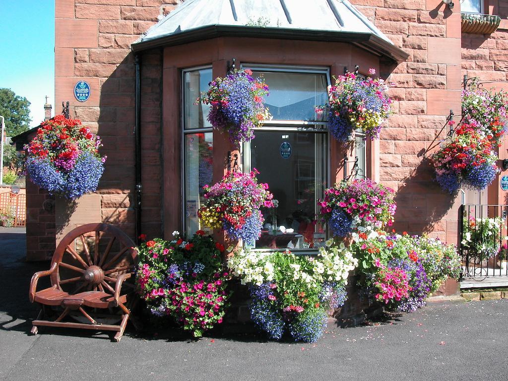Glenlossie Guest House Дъмфрийс Екстериор снимка