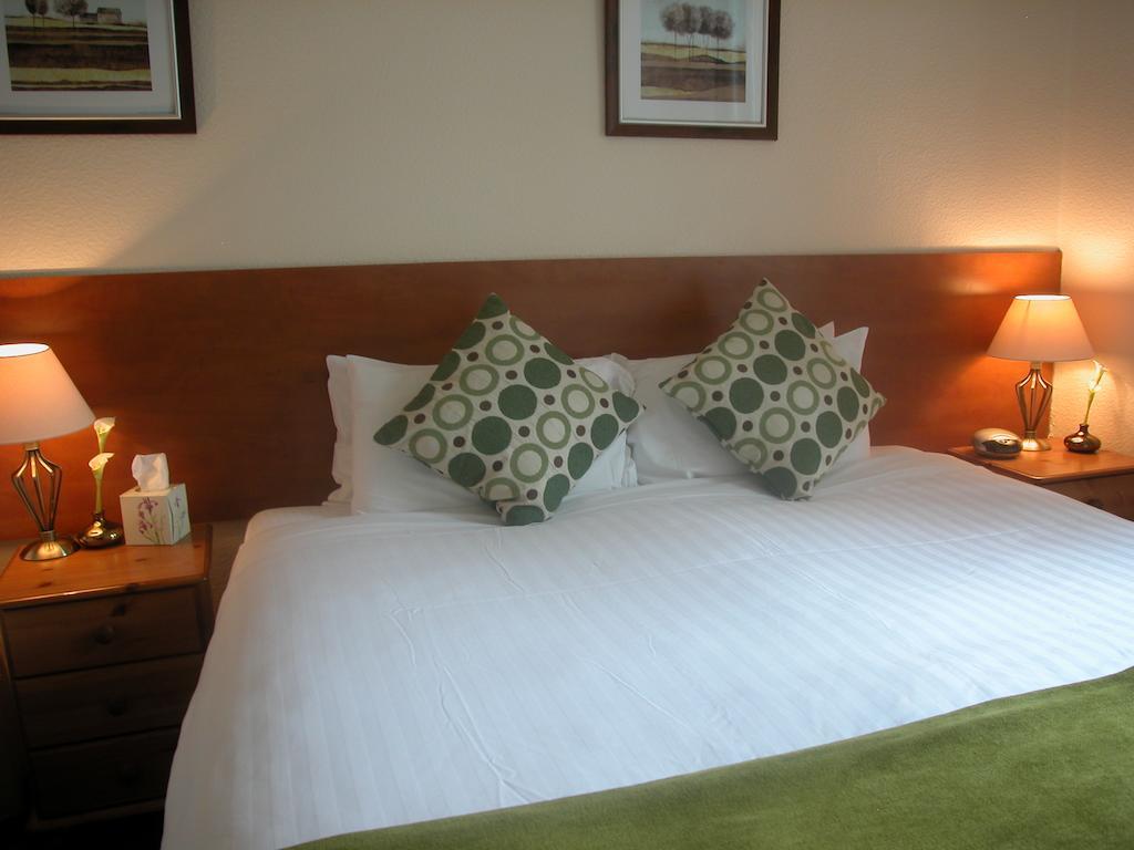 Glenlossie Guest House Дъмфрийс Стая снимка