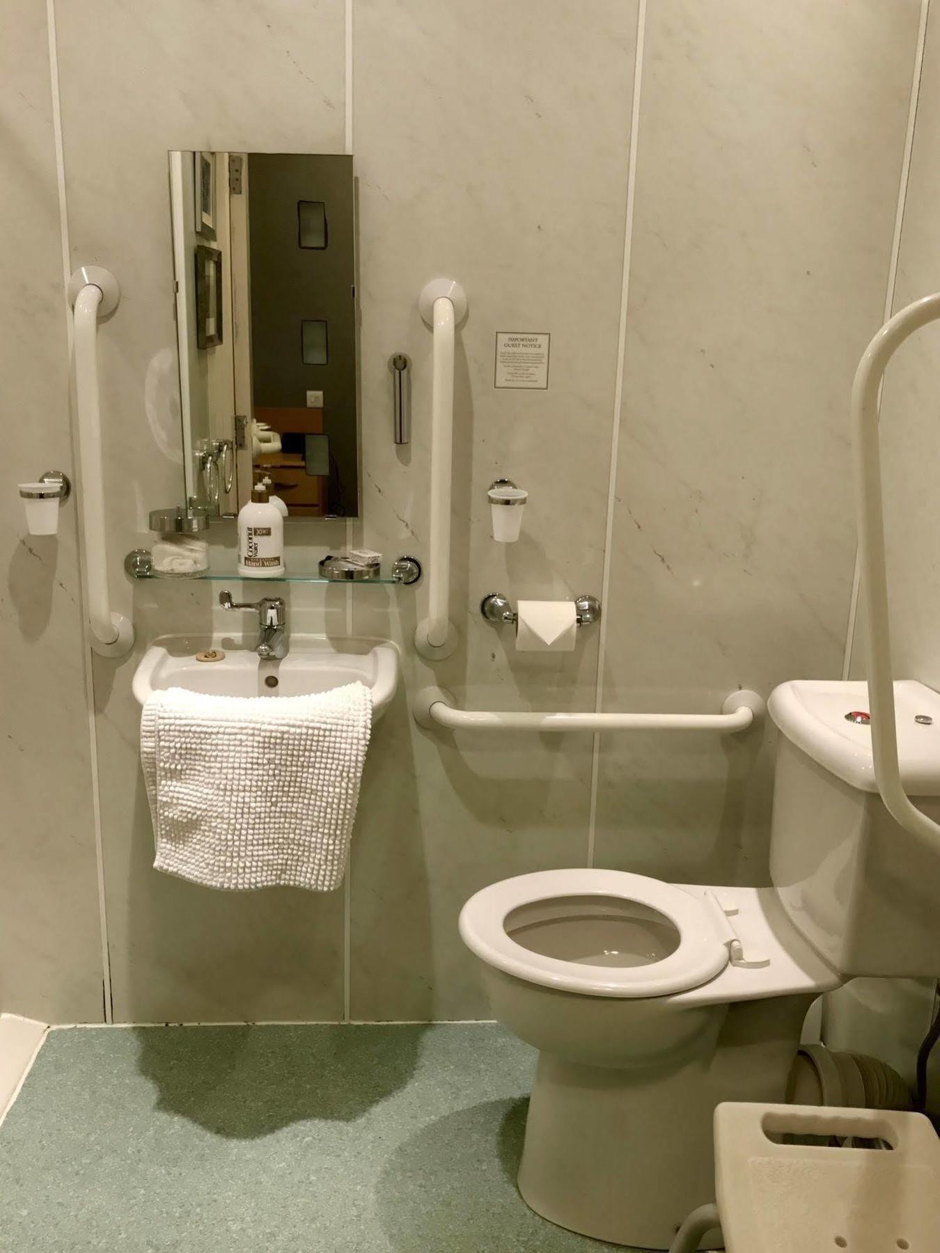 Glenlossie Guest House Дъмфрийс Екстериор снимка