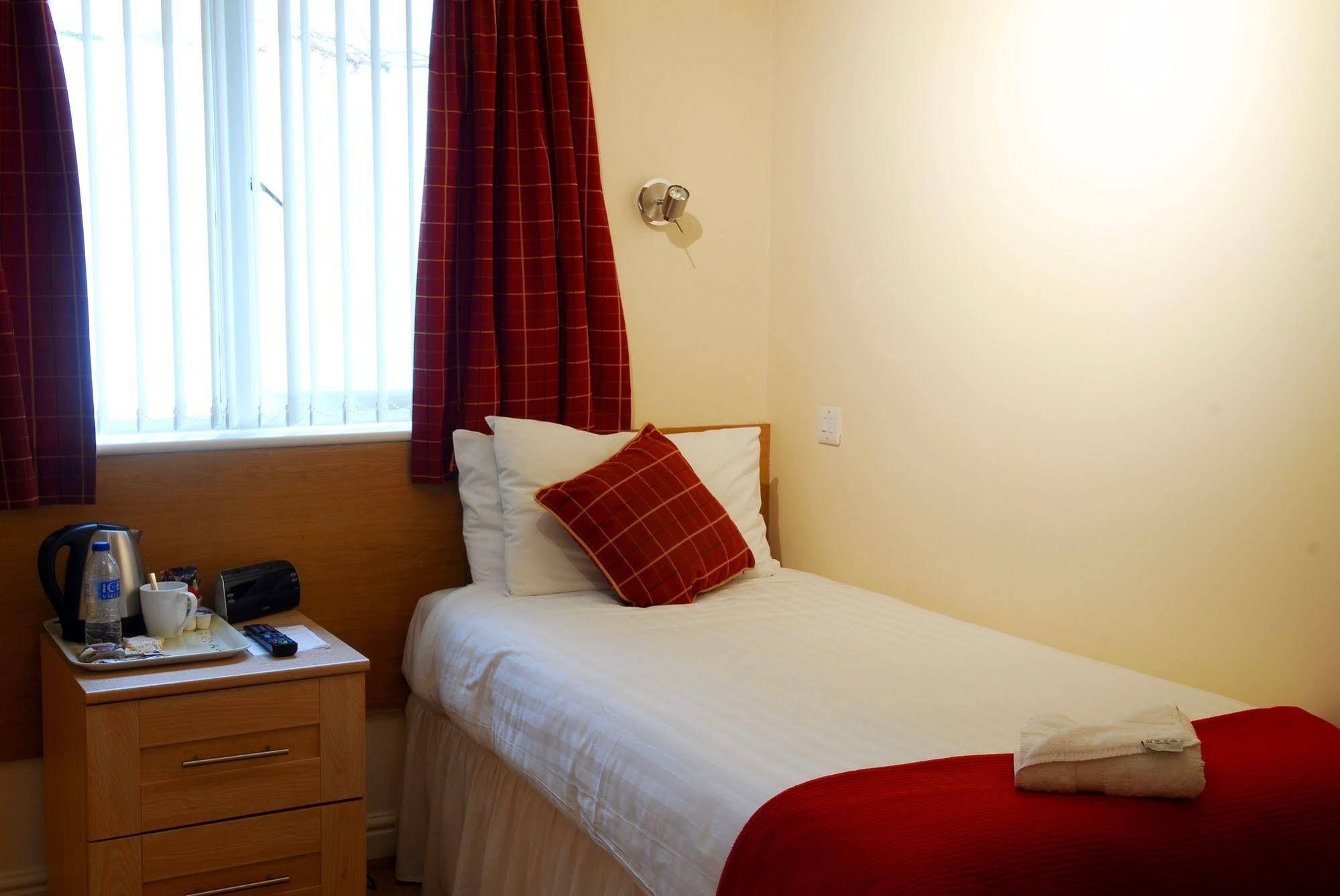 Glenlossie Guest House Дъмфрийс Екстериор снимка